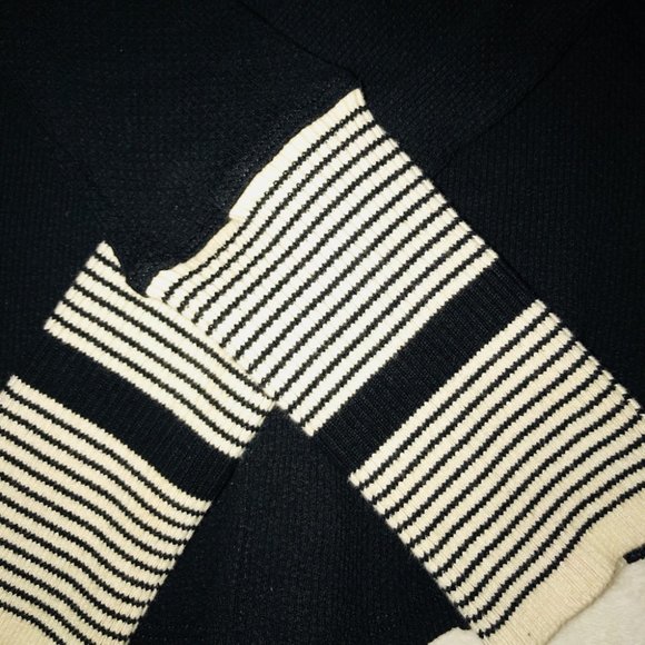 BNWT Free People scoop neck w/ cool sleeves - Picture 7 of 8